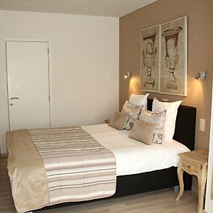 Deluxe Zimmer mit Kingsize-Bett